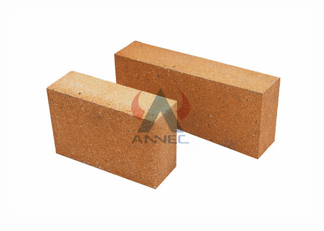 Feuerbeständige gelbe Farbe SK34 Clay Refractory Brick 40MPA
